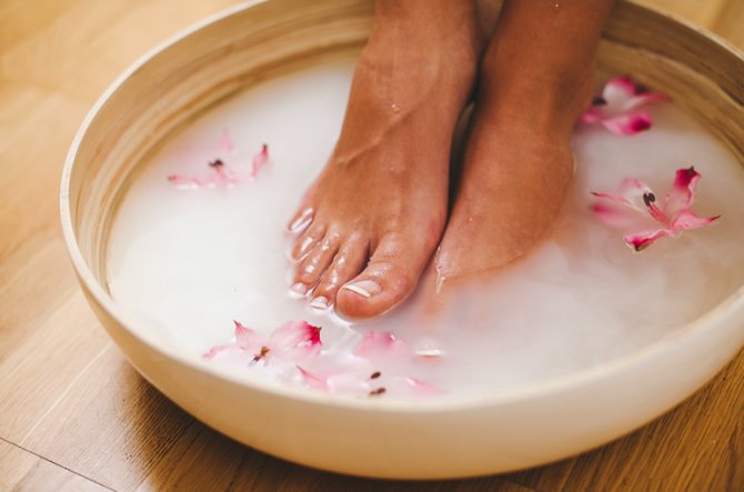 Therapeutic foot baths