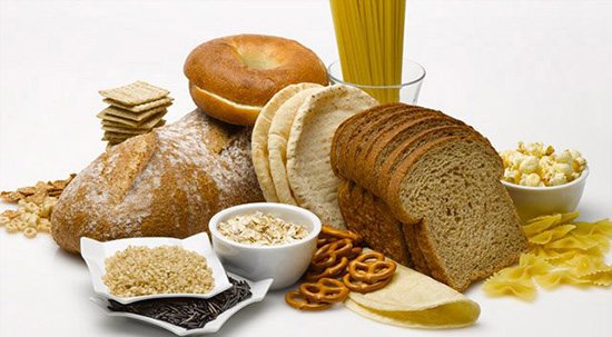 От злаковых продуктов, особенно пшеницы, ржи и ячменя, придется отказаться