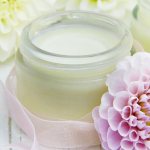Выбор крема для лица влияет на состояние кожи